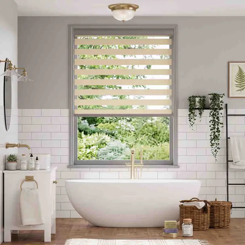 Bathroom Blinds installation, image 4