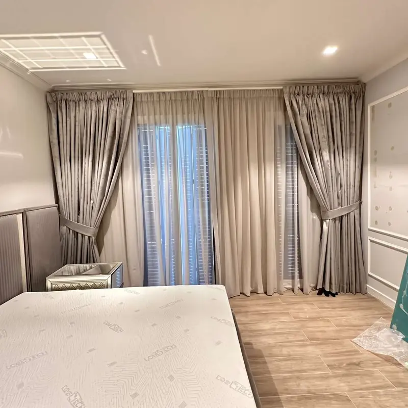 Bedroom Curtains in The Valley