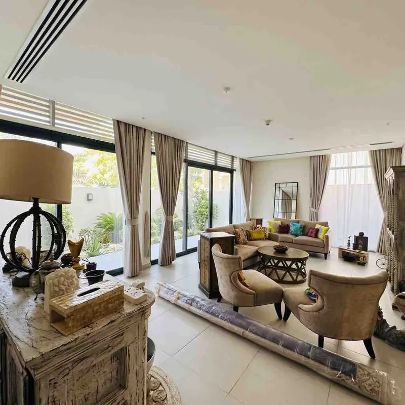Living Room Curtains in Al Zahia