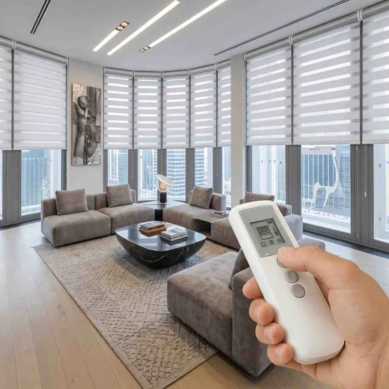 بلايند كهربائي fitted in a Dubai home
