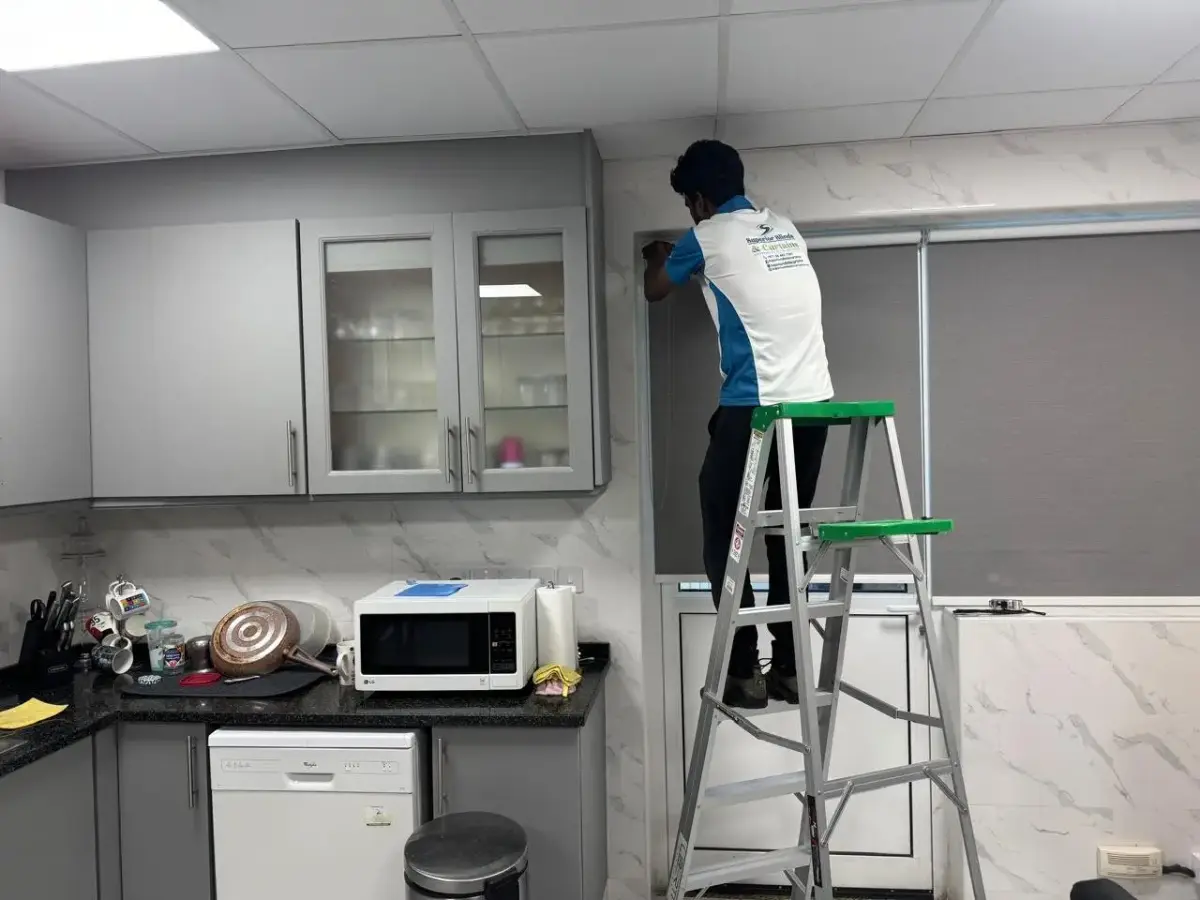 Curtains installation in United Arab Emirates