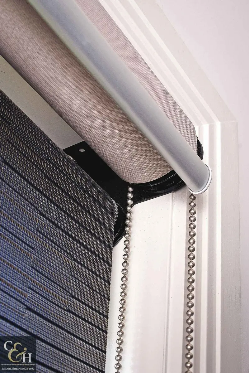 Blinds installation — Blind installation 92